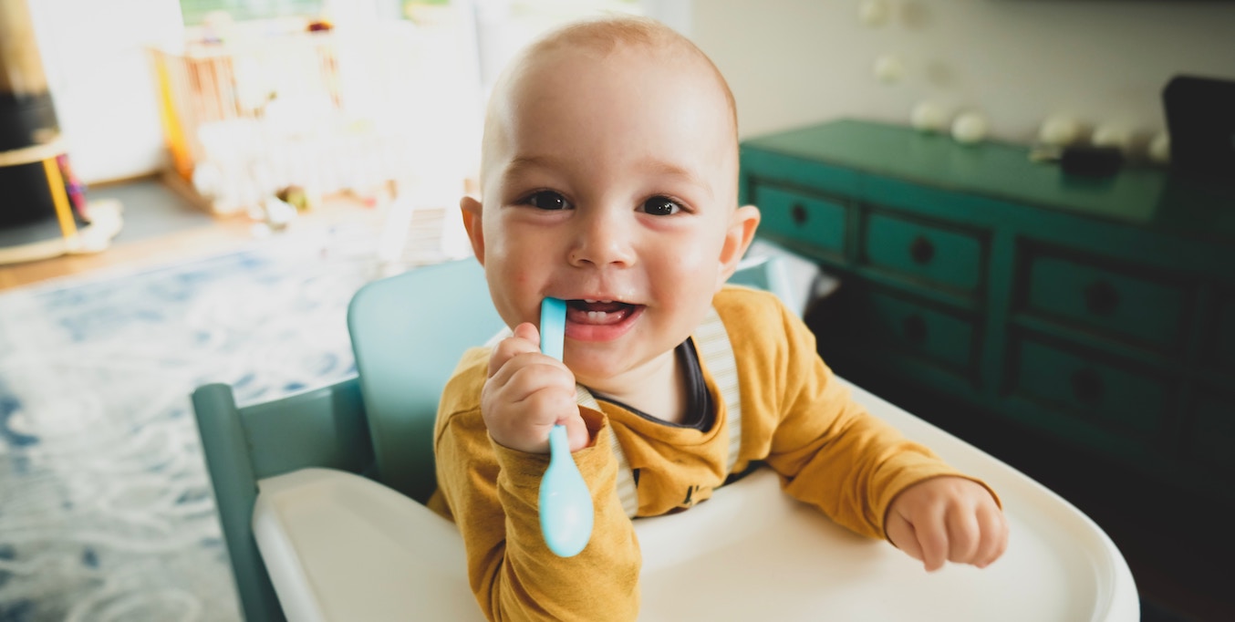 赤ちゃんの歯磨きの正しい方法とは オーディションなび