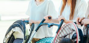 散歩するママ達