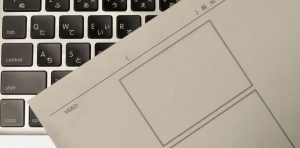 パソコンと絵コンテ