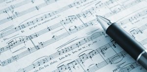 楽譜とペン