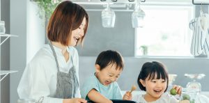 お手伝いする子供達